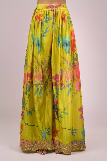 Shop_Samyukta Singhania_Green Chinon, Silk Embroidery, Sequins Square Neck Floral Set _Online_at_Aza_Fashions