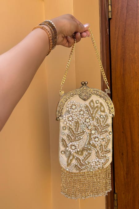 Be Chic Designer Sitara Tassel Potli Bag 