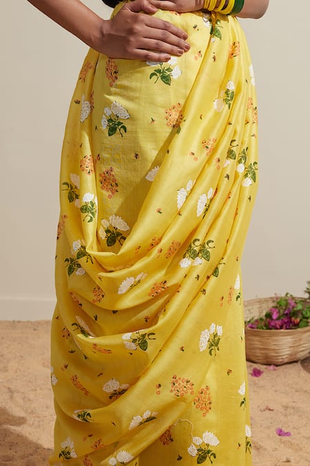 Shop Dressfolk Yellow Chanderi Floral Saree With Running Blouse Online at Aza Fashions Shop_Dressfolk_Yellow Chanderi Floral Saree With Running Blouse _Online_at_Aza_Fashions