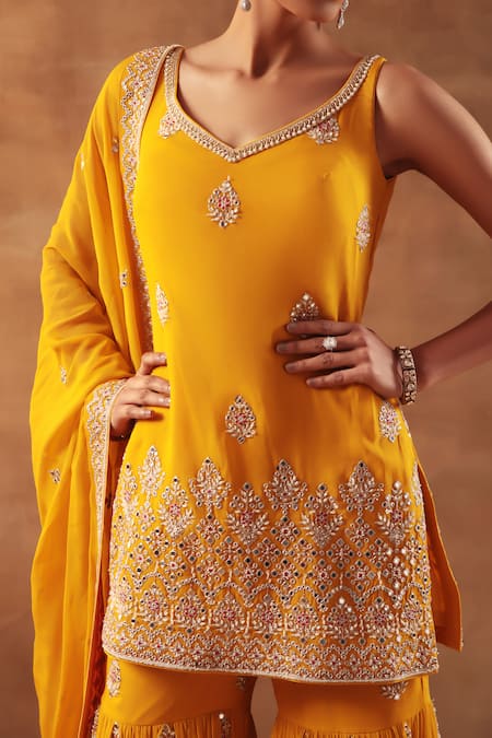 Buy_Meenagurnam_Yellow Georgette, Viscose Embroidery, Beads V-neck Sharara Kurta Set 
