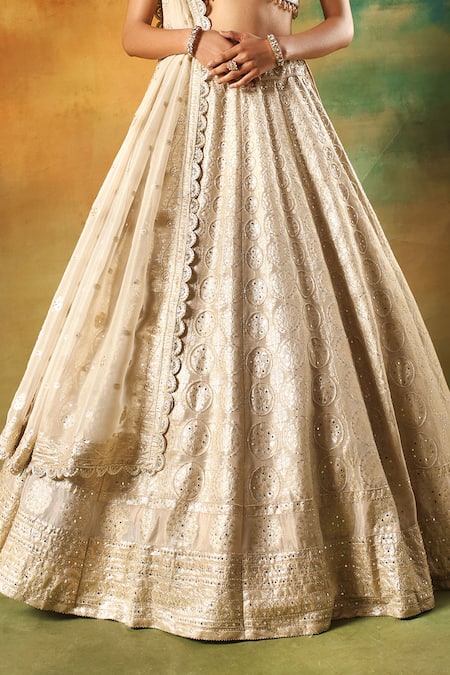 Meenagurnam Gold Tissue Sequins, Mirrors V-neck Designer Embellished Lehenga Set at Aza Fashions Meenagurnam_Gold Tissue Sequins, Mirrors V-neck Designer Embellished Lehenga Set _at_Aza_Fashions