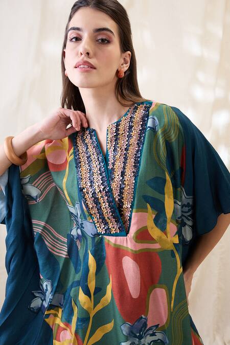 Soup By Sougat Paul_Green Chanderi Embroidery Split V-neck Flora Embellished Co-ord Set _Online_at_Aza_Fashions