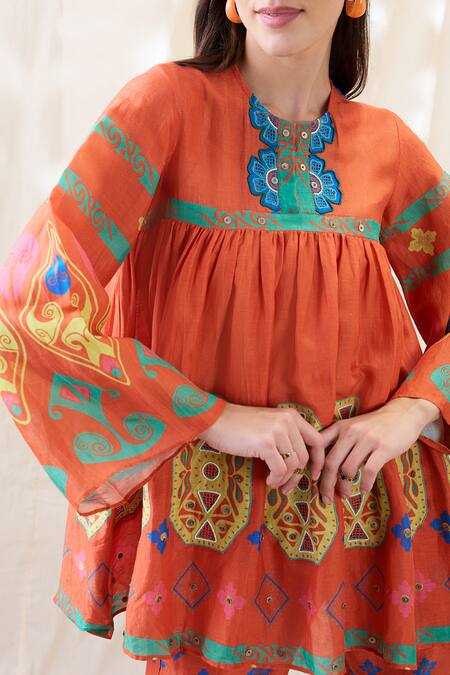 Soup By Sougat Paul_Orange Linen Embroidery Round Neck Kitchra Printed Co-ord Set _at_Aza_Fashions