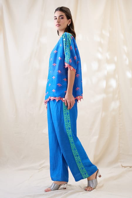 Soup By Sougat Paul_Blue Linen Embroidery Round Neck Kitchra Appliqued Kimono Co-ord Set _Online_at_Aza_Fashions