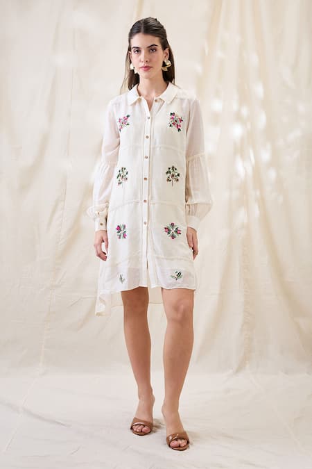Soup By Sougat Paul White Linen Embroidery Collared Gulzaar Appliqued Dress Online at Aza Fashions Soup By Sougat Paul_White Linen Embroidery Collared Gulzaar Appliqued Dress _Online_at_Aza_Fashions