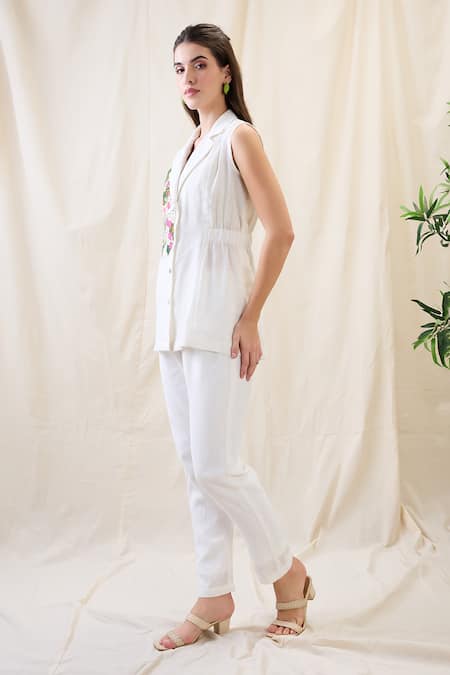 Buy_Soup By Sougat Paul_White Linen Embroidery Collared Gulzaar Appliqued Co-ord Set _Online_at_Aza_Fashions