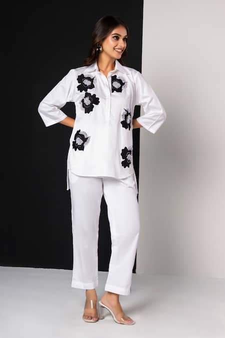 That Thing You Love White Cotton Applique, Sequins Collared Jardin Fleur Shirt And Pant Set 