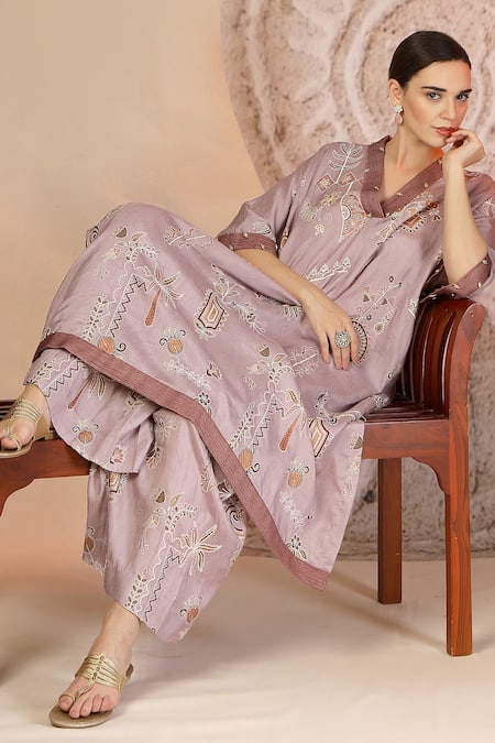 Soniya G_Mauve Cotton Embroidery V-neck Kaftan And Pant Set _Online_at_Aza_Fashions