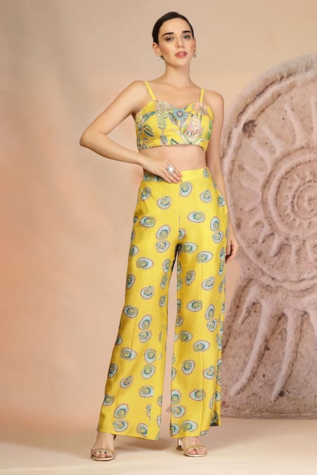 Soniya G_Yellow Muslin, Silk Embroidery Open , Round Bright Designer Set _Online_at_Aza_Fashions