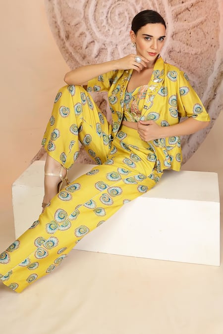 Soniya G_Yellow Muslin, Silk Embroidery Open , Round Bright Designer Set _at_Aza_Fashions