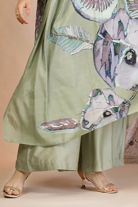 Soniya G_Green Muslin, Silk V-neck Pista Designer Kurta And Palazzo Set _Online_at_Aza_Fashions