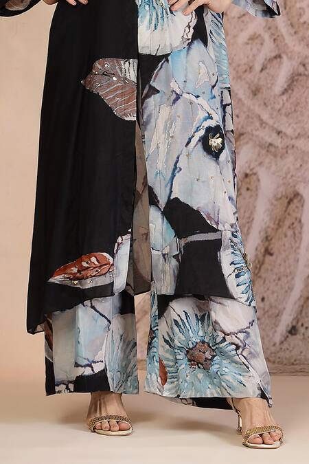 Soniya G_Black Muslin, Silk Collared Charcoal Floral Print Kurta Set _Online_at_Aza_Fashions