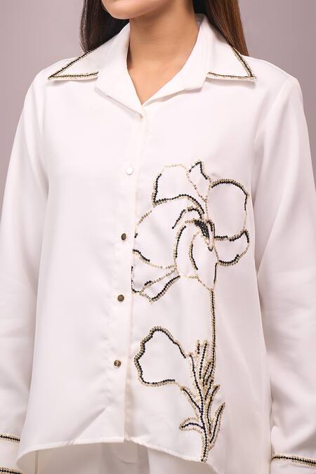 Samyukta Singhania_White Crepe Sequins Collared Embellished Shirt And Pant Set _at_Aza_Fashions