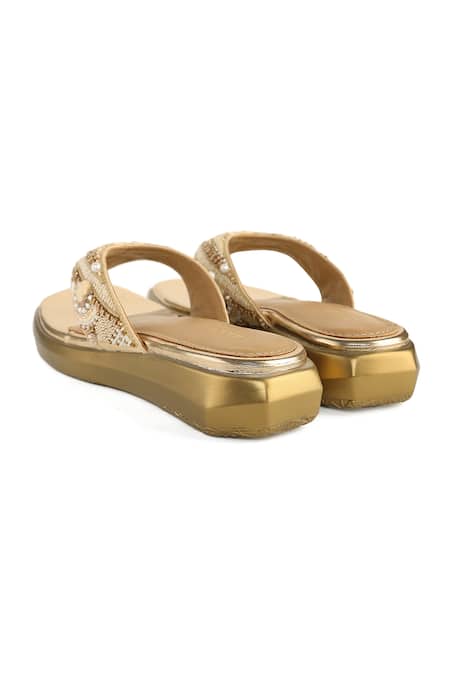 Shop Anaar Beige Beads, Sequins Designer Embellished Sandals at Aza Fashions Shop_Anaar_Beige Beads, Sequins Designer Embellished Sandals _at_Aza_Fashions
