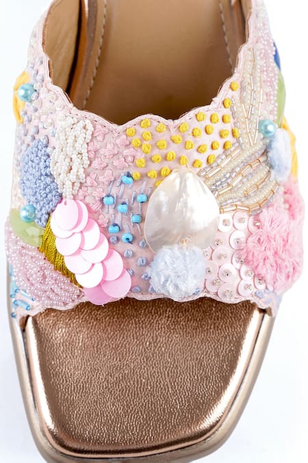 Buy_Anaar_Sequins Multi Color Embellished Islander Sandals 