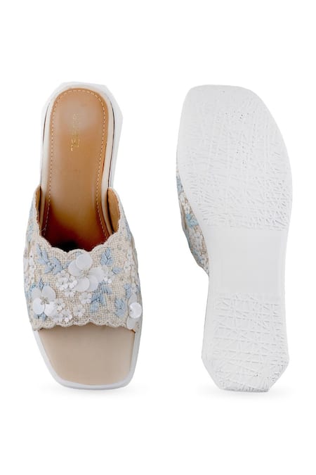 Anaar_Beige Fabric Flowers Designer Villa Magnolia Sandals _at_Aza_Fashions
