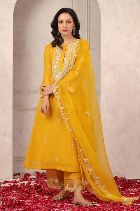 Shop_Anshu Wadhwa_Yellow Chanderi Embroidery Round Neck Kurta Set _Online_at_Aza_Fashions