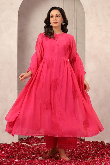 Shop_Anshu Wadhwa_Pink Chanderi, Organza Embroidery Round Neck Kurta Pant Dupatta Set _Online_at_Aza_Fashions