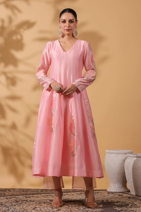 Anshu Wadhwa_Pink Chanderi, Organza Embroidery V-neck Anarkali Set _Online_at_Aza_Fashions