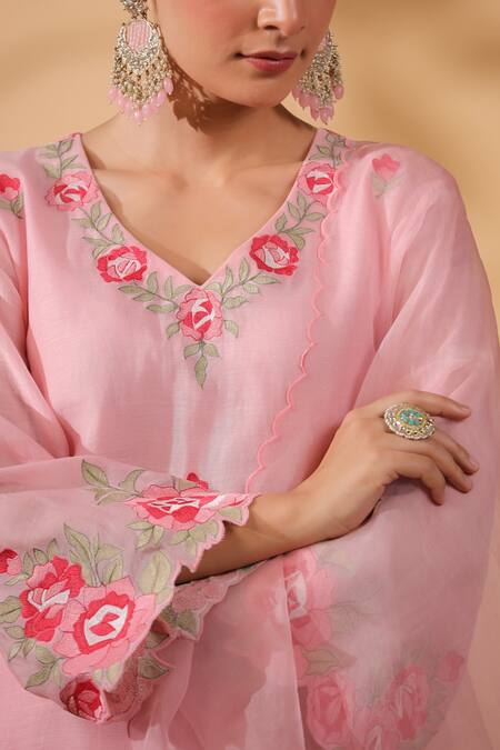 Shop_Anshu Wadhwa_Pink Chanderi Embroidery V-neck Kurta Set 