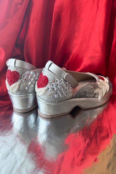 Buy Chal Jooti Silver Lovestruck Designer Wedding Sneakers Online at Aza Fashions Buy_Chal Jooti_Silver Lovestruck Designer Wedding Sneakers_Online_at_Aza_Fashions