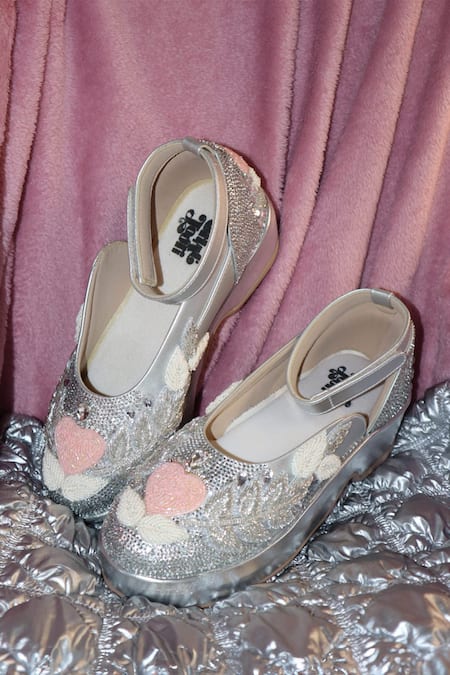 Chal Jooti Silver Blush Bonbon Wedding Sneakers 