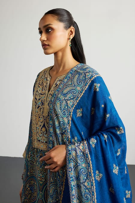 RI.Ritu Kumar Blue Rayon, Crepe, Viscose Embroidery, Brocade Jamawar Kurta Pant Dupatta Set at Aza Fashions RI.Ritu Kumar_Blue Rayon, Crepe, Viscose Embroidery, Brocade Jamawar Kurta Pant Dupatta Set _at_Aza_Fashions