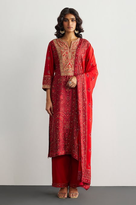 RI.Ritu Kumar Red Jamawar Silk Kurta Pant Set 