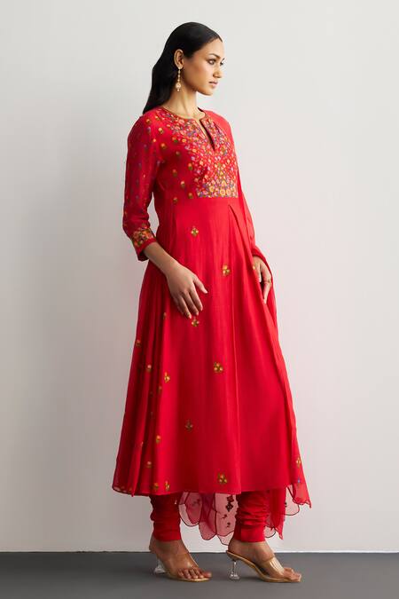 Shop RI.Ritu Kumar Red Chanderi, Silk, Cotton, Lycra Embroidery Round Neck Haldi Kurta Set Online at Aza Fashions Shop_RI.Ritu Kumar_Red Chanderi, Silk, Cotton, Lycra Embroidery Round Neck Haldi Kurta Set _Online_at_Aza_Fashions
