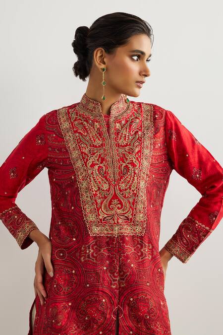 RI.Ritu Kumar Red Embroidery Mandarin Collar Brocade Jamawar Kurta Online at Aza Fashions RI.Ritu Kumar_Red Embroidery Mandarin Collar Brocade Jamawar Kurta _Online_at_Aza_Fashions