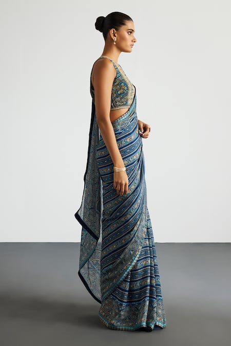 Buy RI.Ritu Kumar Blue Viscose, Silk, Chinon, Crepe Embroidery Beige Brocade Jamawar Saree Set Buy_RI.Ritu Kumar_Blue Viscose, Silk, Chinon, Crepe Embroidery Beige Brocade Jamawar Saree Set