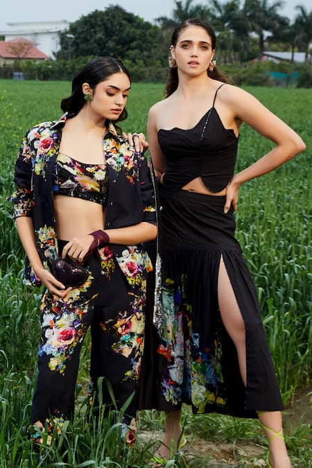 She'll_Black Linen, Chiffon Collared, Sweetheart Neck Floral Print Shirt And Pant Set _Online_at_Aza_Fashions