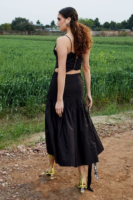She'll Black Poplin Crop Top & Skirt Set 