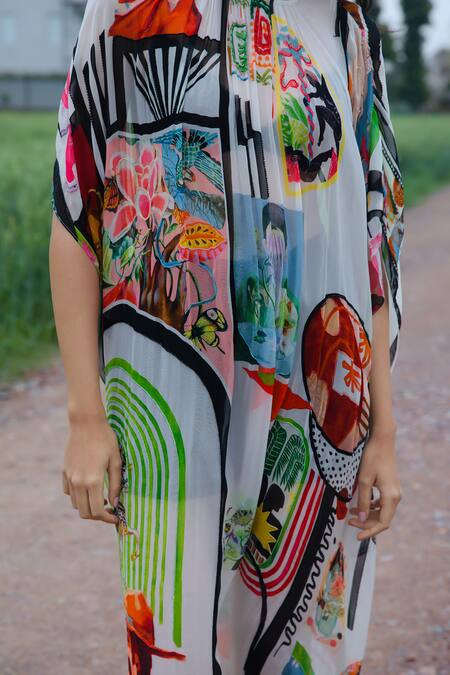 Buy_She'll_Chiffon Round Neck Multicolor Kaftan _Online_at_Aza_Fashions