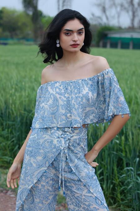 Shop_She'll_Blue Jacquard Beads Off-shoulder Misty Self Sheer Set 