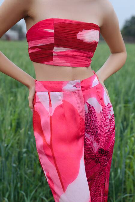 Shop_She'll_Pink Satin Bandeau Neck Bralette And Pant Set 