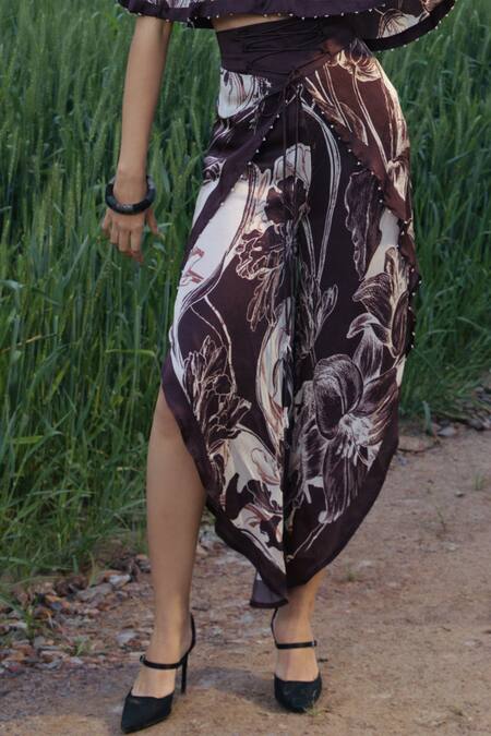 She'll Brown Crepe Off-shoulder Floral Print Top And Pants Set Online at Aza Fashions She'll_Brown Crepe Off-shoulder Floral Print Top And Pants Set _Online_at_Aza_Fashions