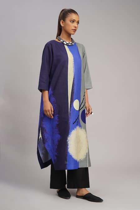 Taika By Poonam Bhagat_Multi Color Silk Embroidery Round Neck Cloud Abstract Art Tunic _Online_at_Aza_Fashions