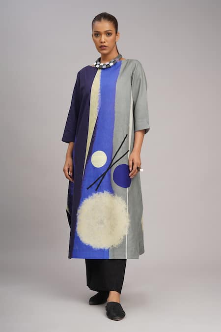 Buy_Taika By Poonam Bhagat_Multi Color Silk Embroidery Round Neck Cloud Abstract Art Tunic _Online_at_Aza_Fashions