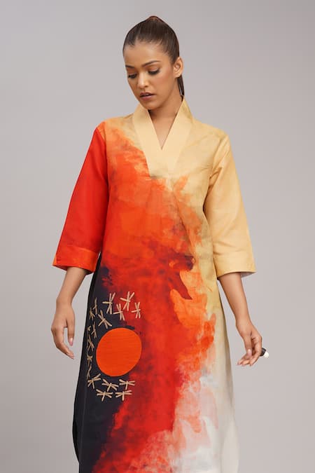 Buy_Taika By Poonam Bhagat_Multi Color Silk Embroidery V-neck, Collared Fire Abstract Art Print Tunic _Online_at_Aza_Fashions