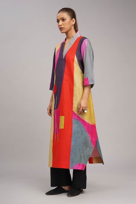 Buy_Taika By Poonam Bhagat_Multi Color Silk Embroidery V-neck, Collared Jigsaw Printed Tunic 