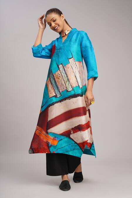Taika By Poonam Bhagat_Multi Color Silk Embroidery, Foil Printing V-neck, Collared Lapiz Printed Tunic _Online_at_Aza_Fashions