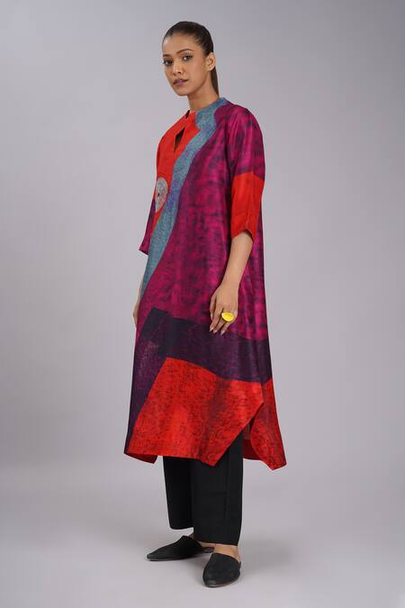 Taika By Poonam Bhagat_Multi Color Silk Embroidery Split V-neck Blue Streak Abstract Art Print Tunic _Online_at_Aza_Fashions