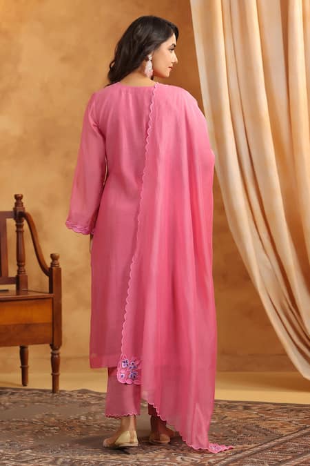 Anshu Wadhwa Peachish Pink Chanderi Kurta Set 