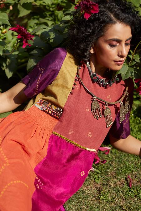 Buy_Medha_Pink Silk Beads Round Neck Multi Color Handcrafted Tunic 