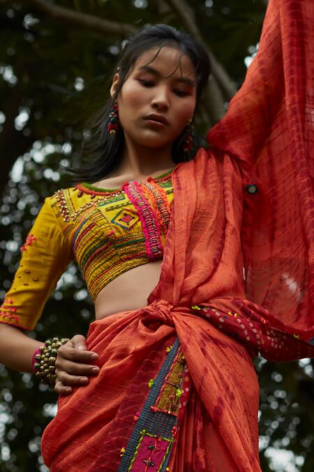 Buy_Medha_Orange Chiffon, Silk Beads Round Neck Textured Saree Set _Online_at_Aza_Fashions