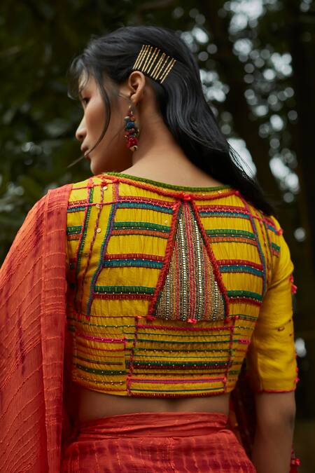 Shop_Medha_Orange Chiffon, Silk Beads Round Neck Textured Saree Set 