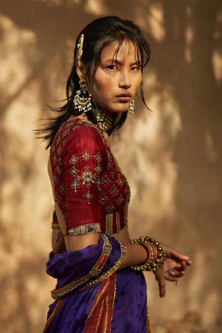 Medha_Purple Silk, Crepe Embroidery V-neck Saree And Blouse Set _Online_at_Aza_Fashions