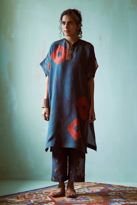 Medha Teal Silk, Chanderi Embroidery Collared Blue Habutai Tunic And Pant at Aza Fashions Medha_Teal Silk, Chanderi Embroidery Collared Blue Habutai Tunic And Pant _at_Aza_Fashions