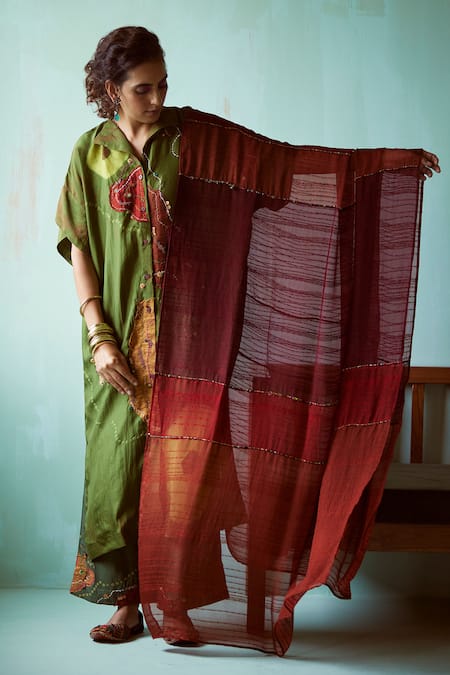 Medha Textured Chiffon Dupatta Set 